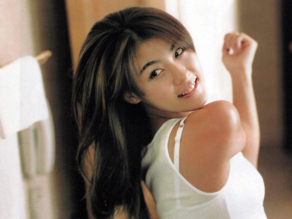1024x768 Ha Ji Won Wallpaper