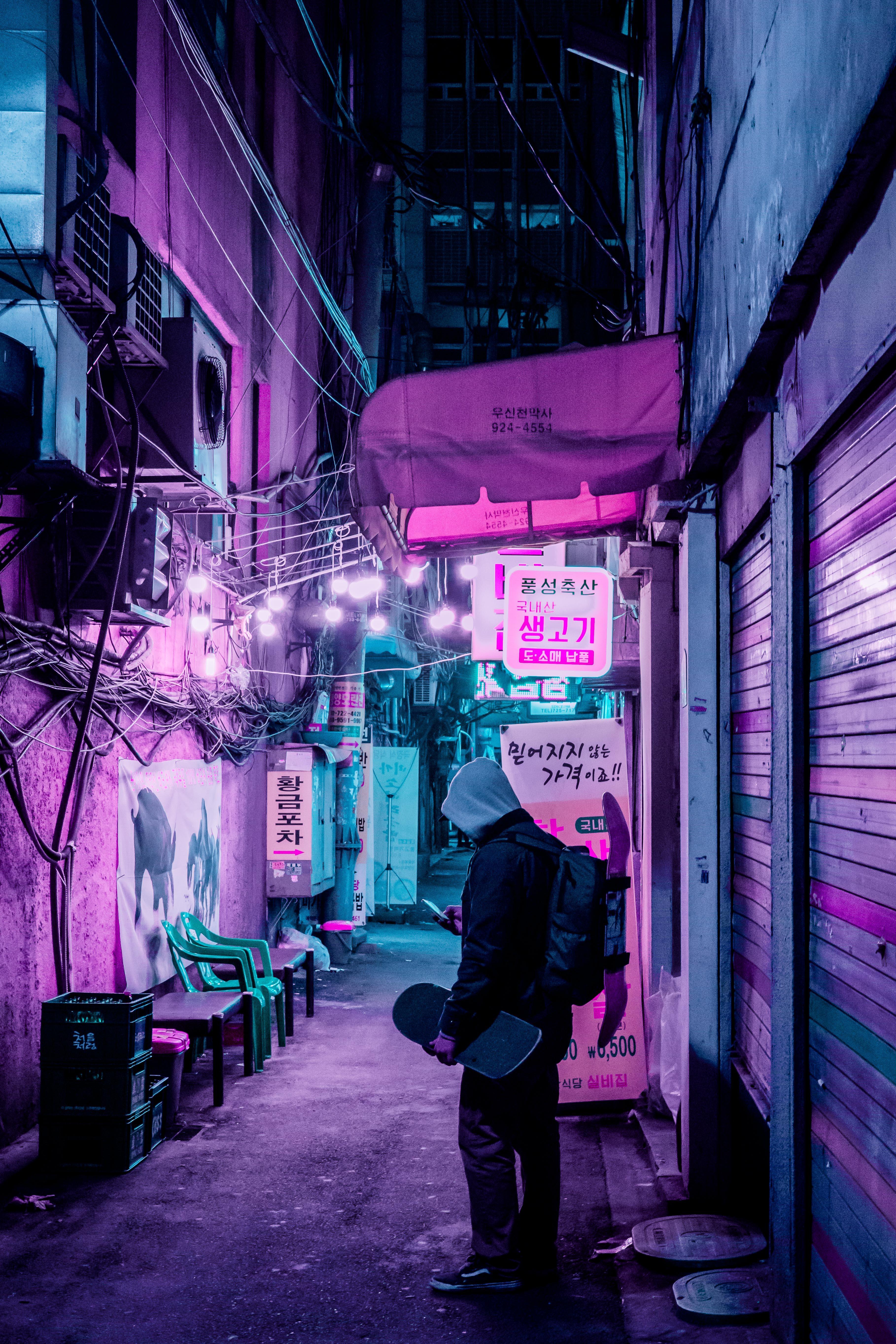 3636x5451 ITAP of a skater in an alley. iPhone X Wallpaper X
