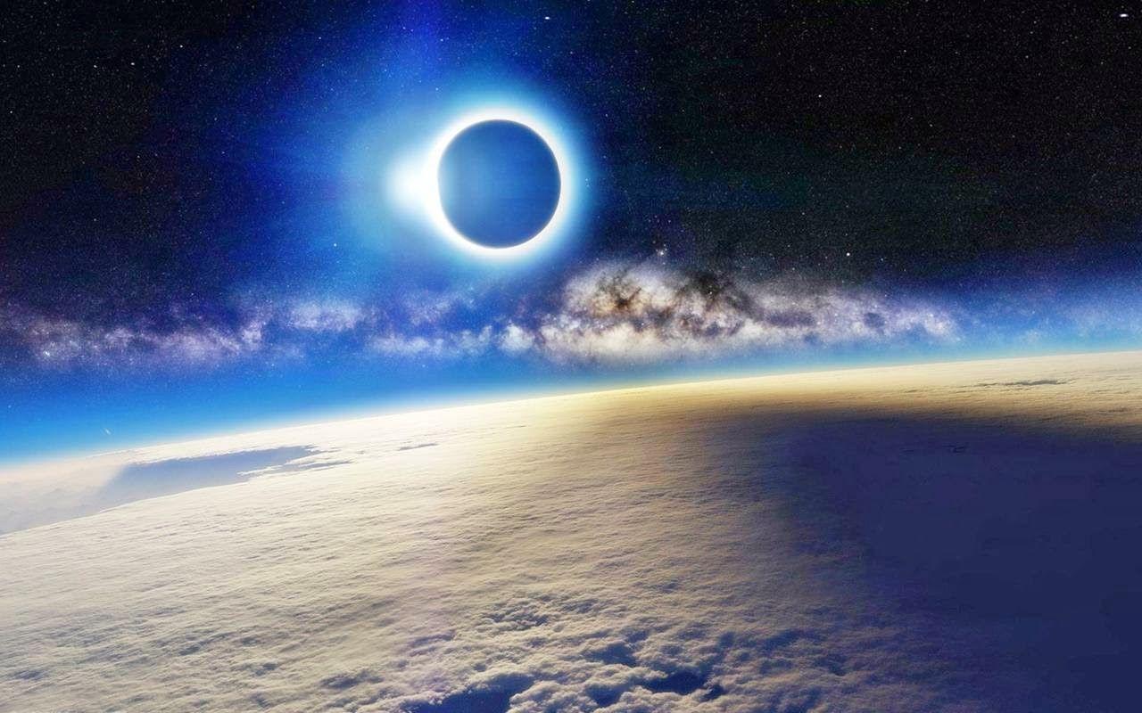 1280x800 Free download Moon Eclipse HD Wallpaper Fever 1280x800