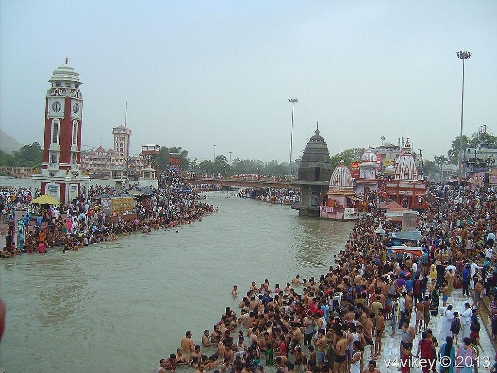 1024x768 Holy Ganga River At Haridwar Holy Ganga River At Haridwar