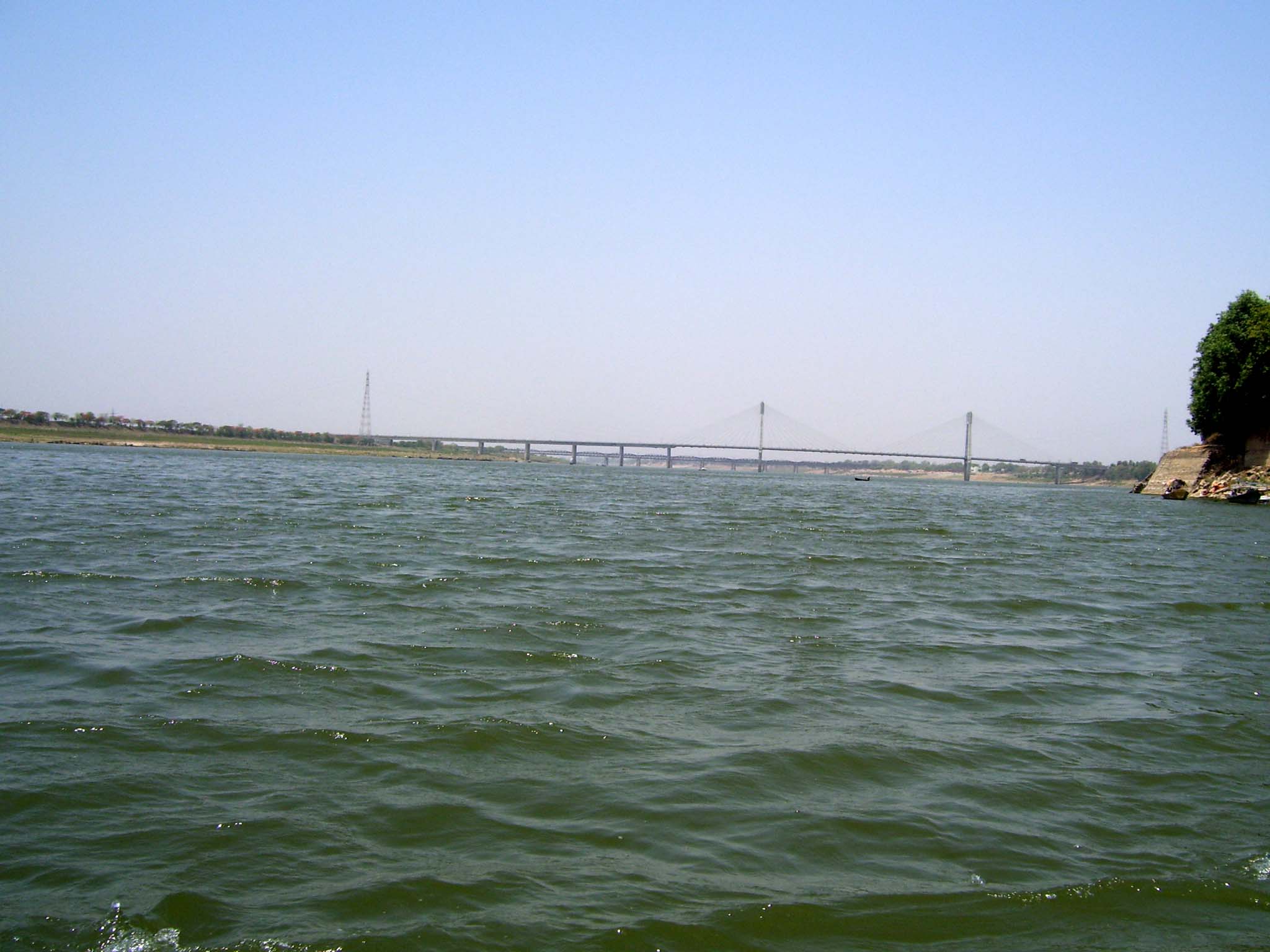 2048x1536 Yamuna River In Allahabad