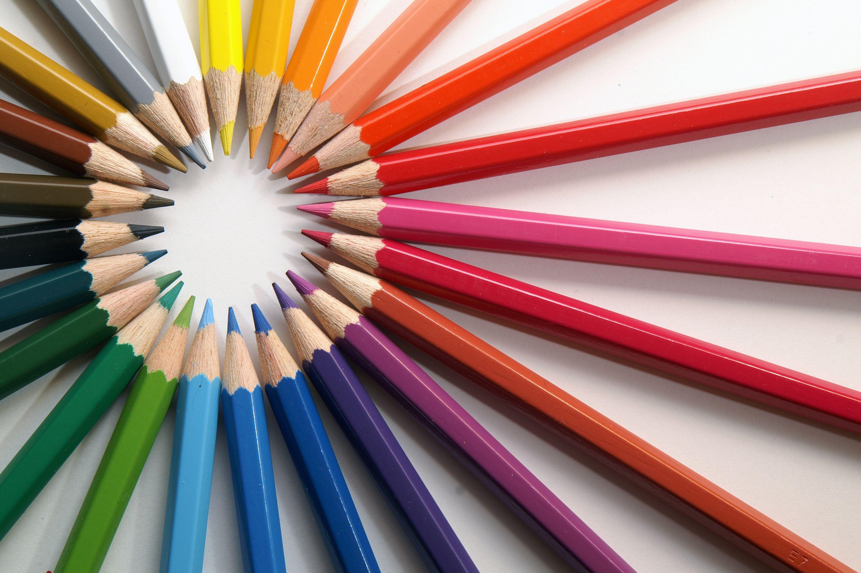 3008x2000 Download Wallpaper pencil, 3008x Rainbow of colored pencils