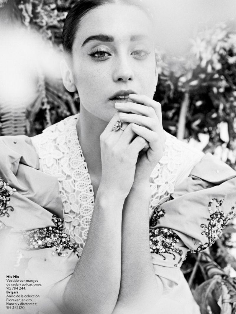 800x1067 Maria Pedraza wallpaper