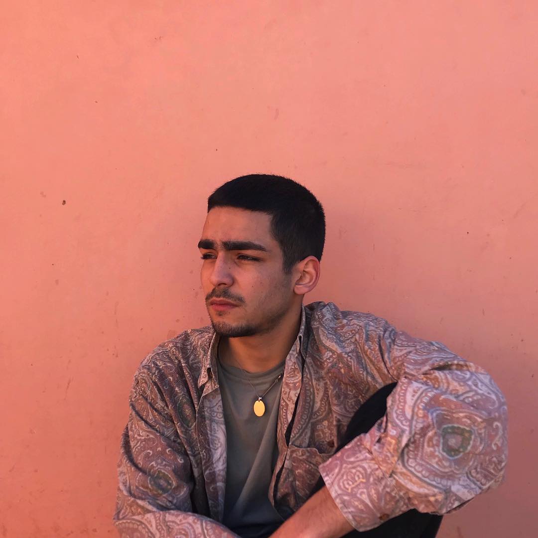 1080x1080 NetflixSA stache, half stache, full stache, Omar