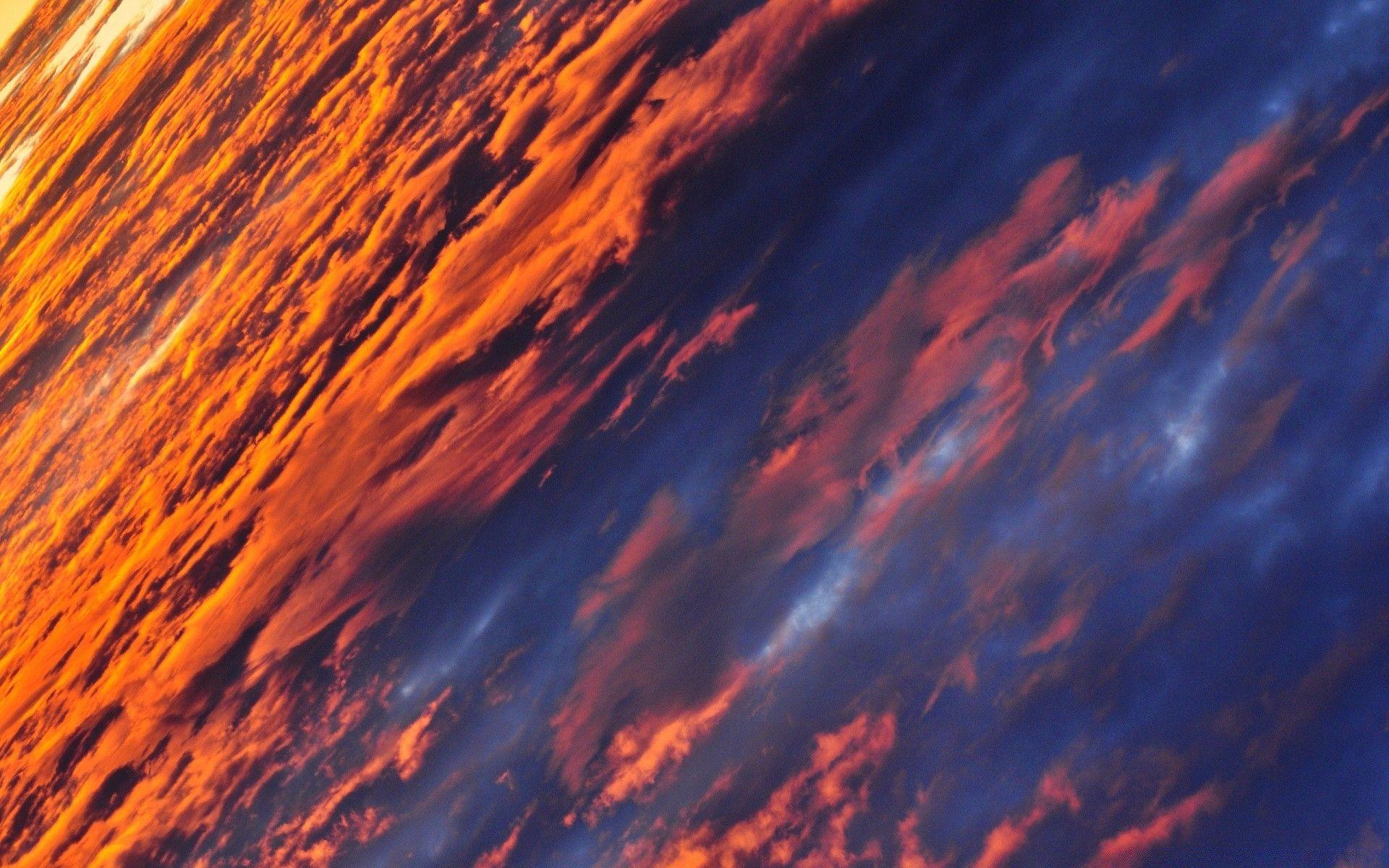 1920x1200 Above The Orange Clouds