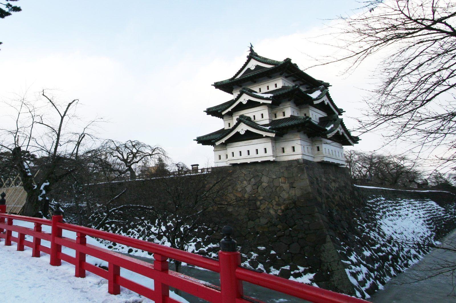 1600x1065 Hirosaki Castle Japan