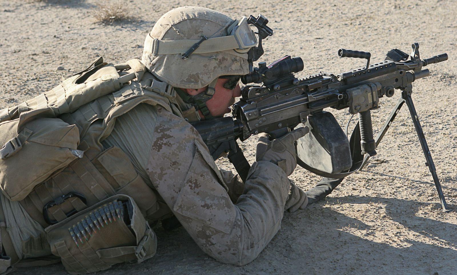 1600x963 Marine Corps image Marine Automatic Rifleman HD wallpaper