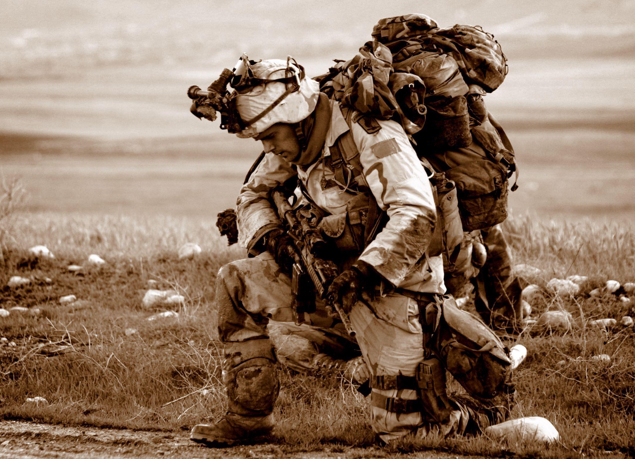 2165x1564 US Army Soldier Wallpaper