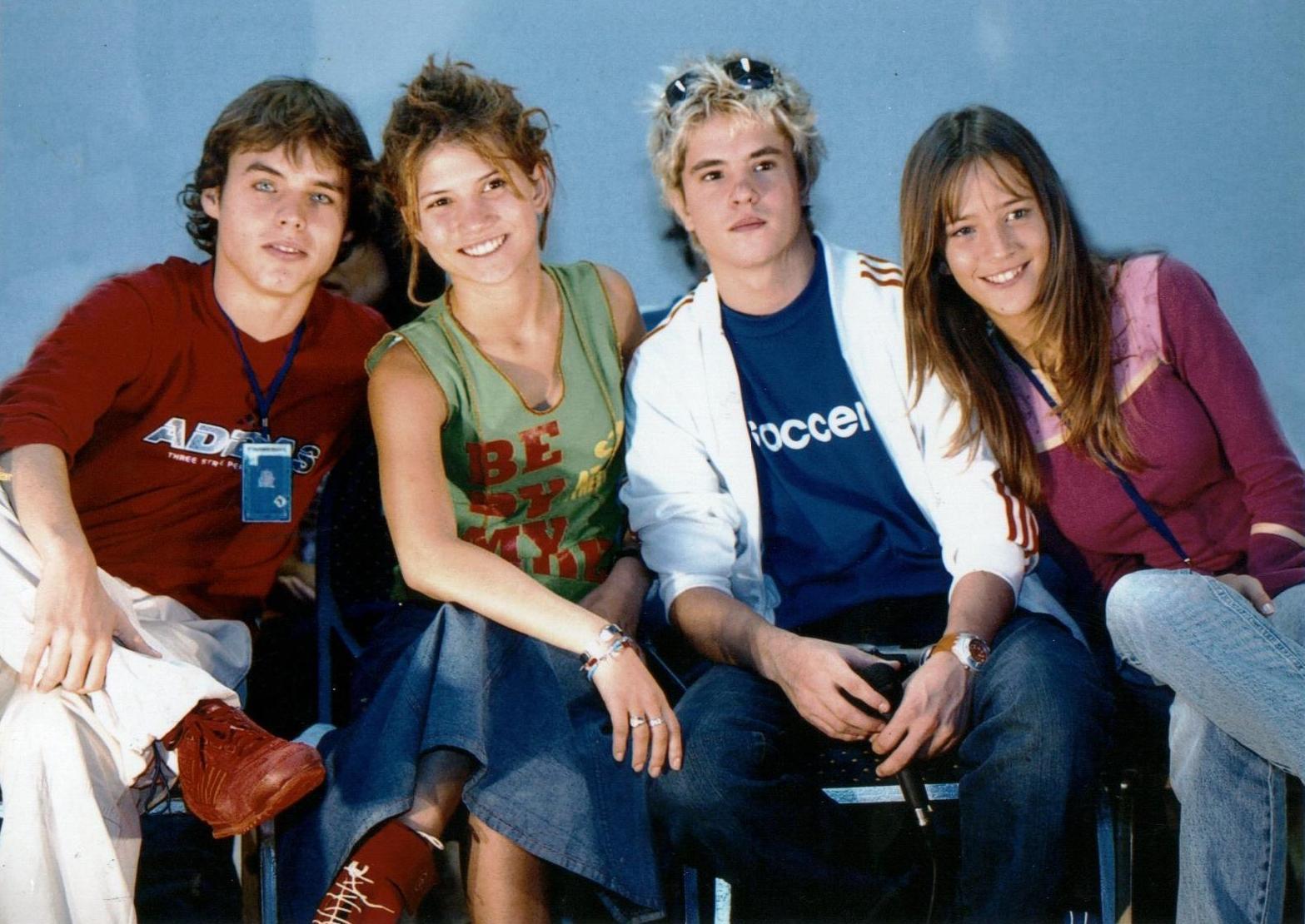 1567x1110 Rebelde Way Wallpaper