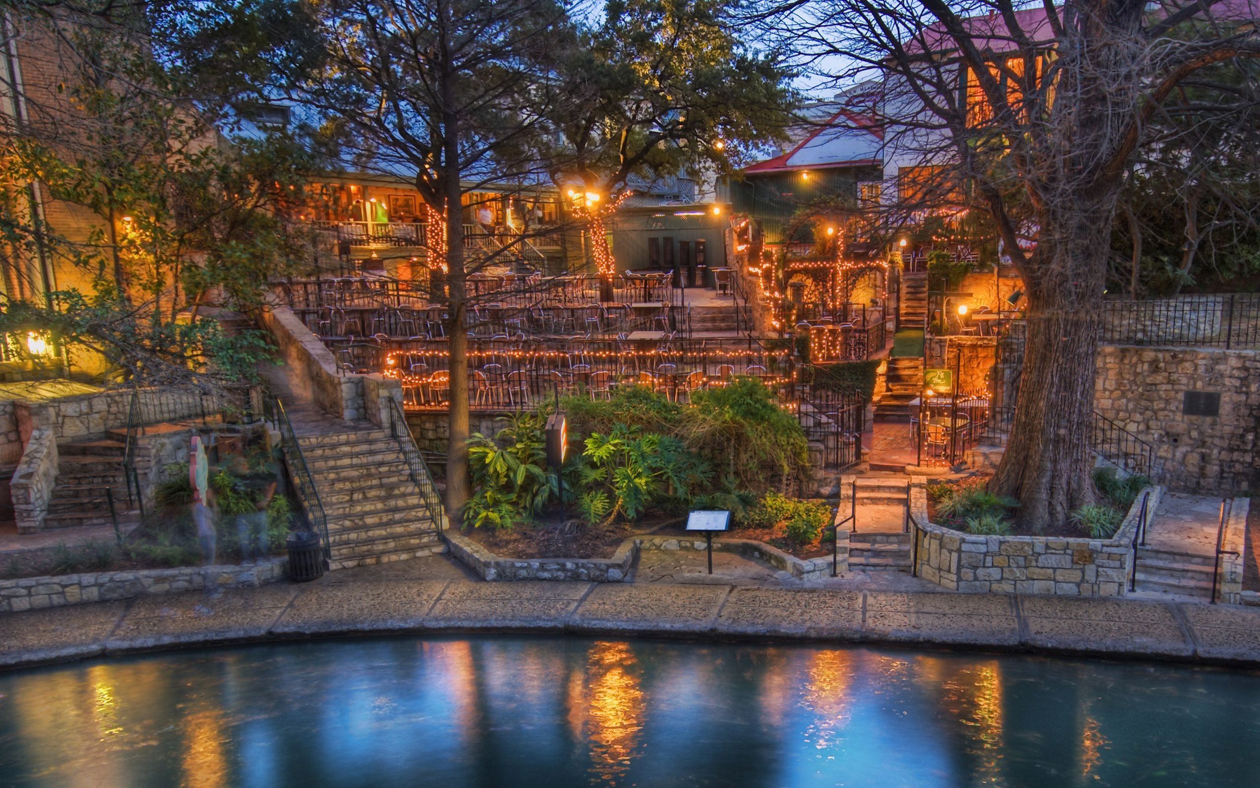 2560x1600 Breakthrough San Antonio Construction Company