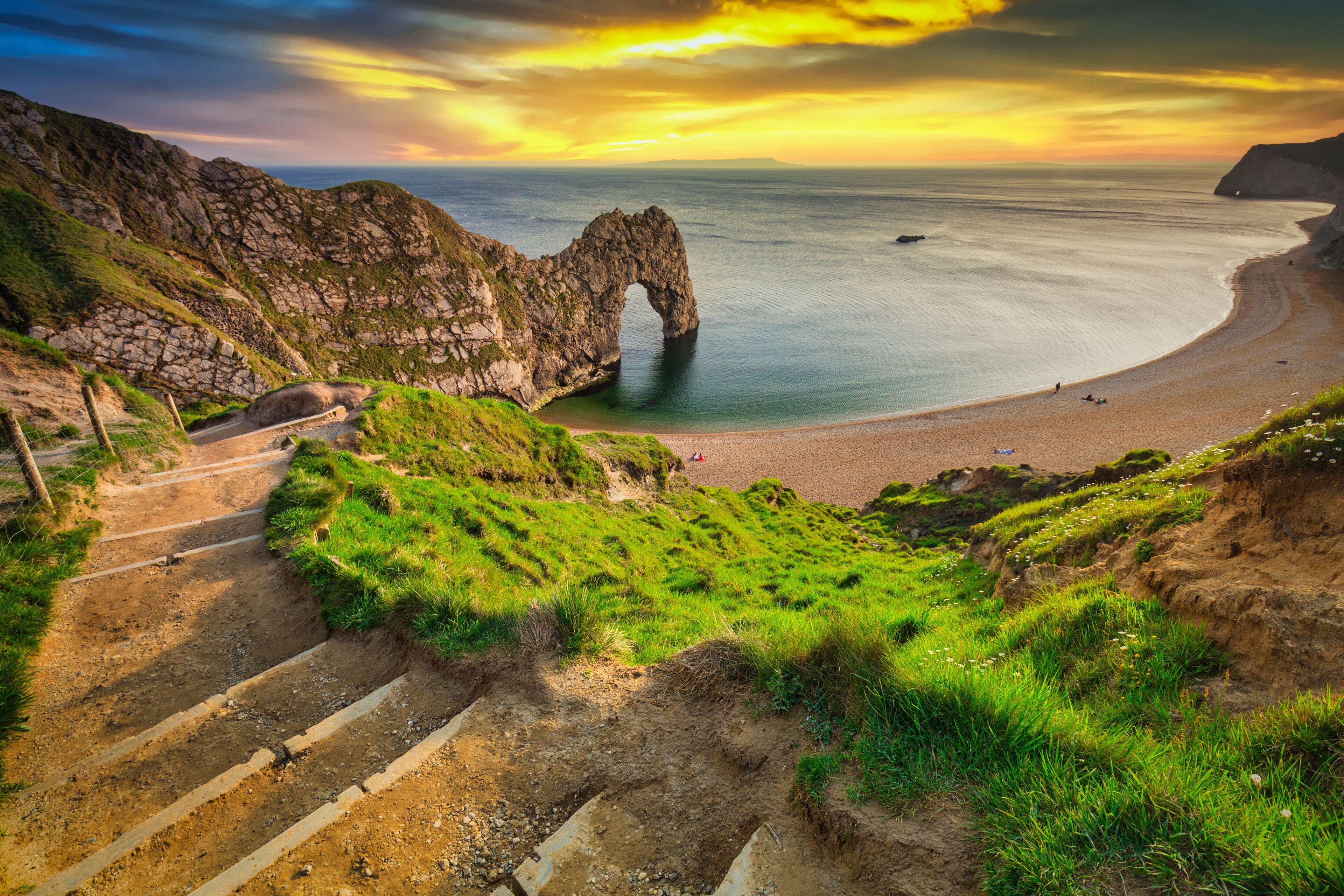 3840x2560 Durdle Door Tours