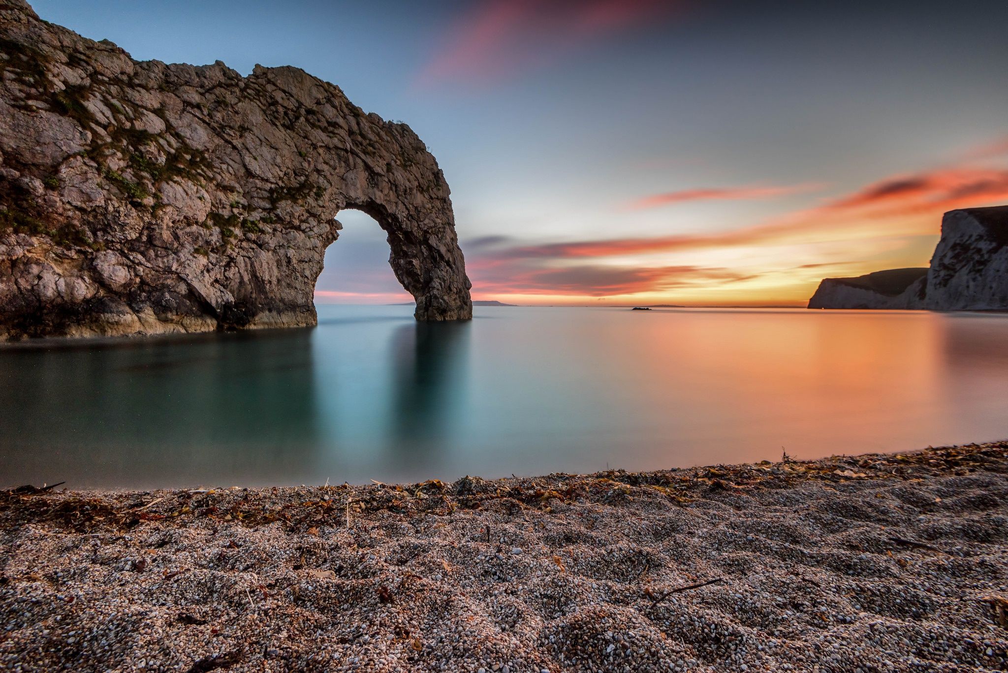 2048x1367 Wallpaper sea, sunset, coast, England, England, Durdle Door for mobile and desktop, section пейзажи, resolution 2048x1367