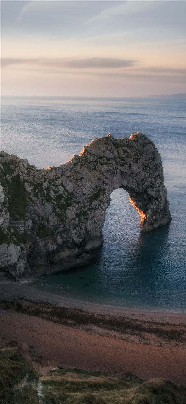 640x1385 Best Durdle door iPhone X HD Wallpaper