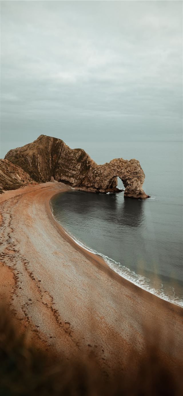 640x1385 Best Durdle door iPhone 11 HD Wallpaper