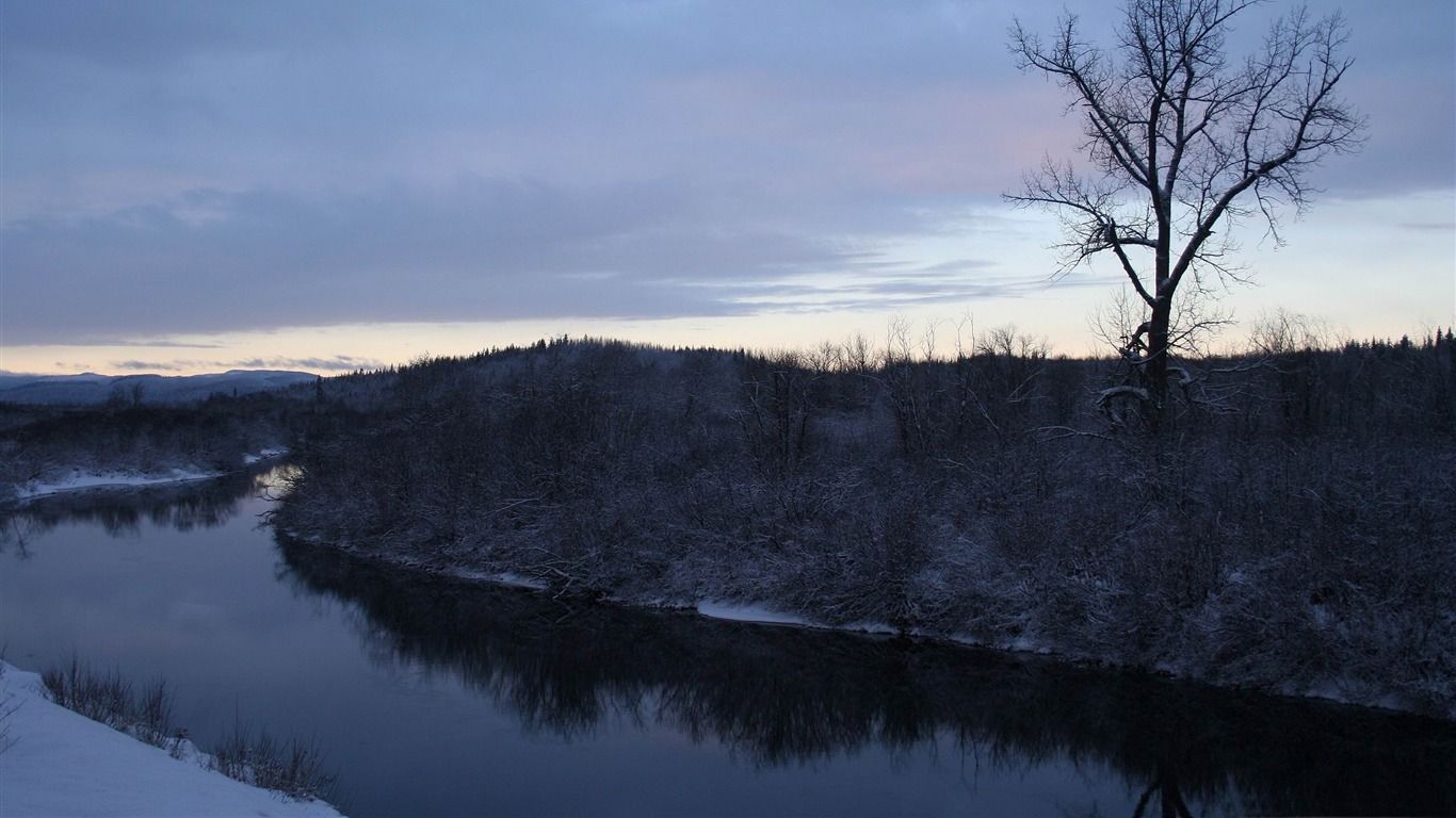 1366x768 Dead Calm Winter Natural Landscape Wallpaper
