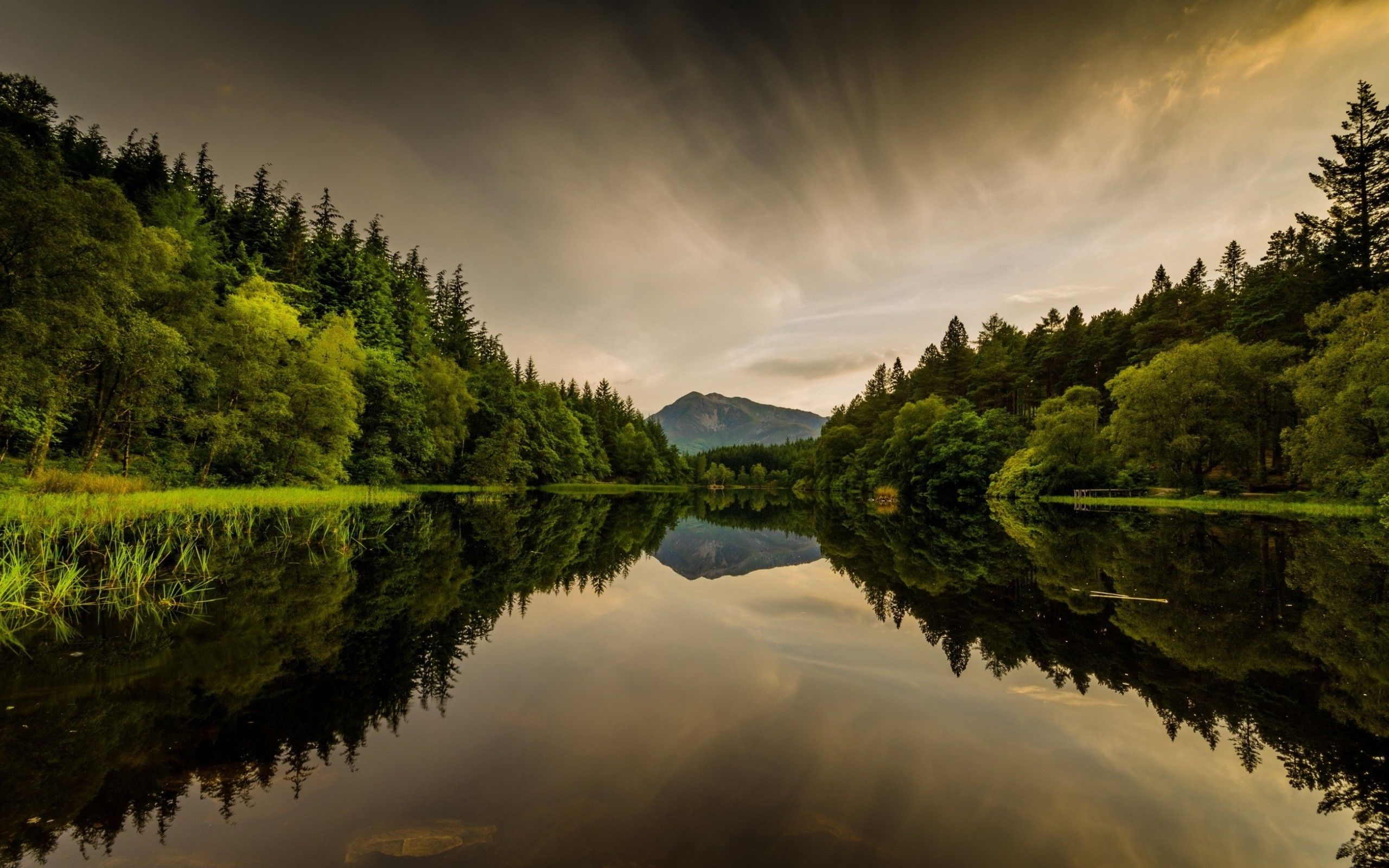 2560x1600 Scotland's Glencoe Lochan