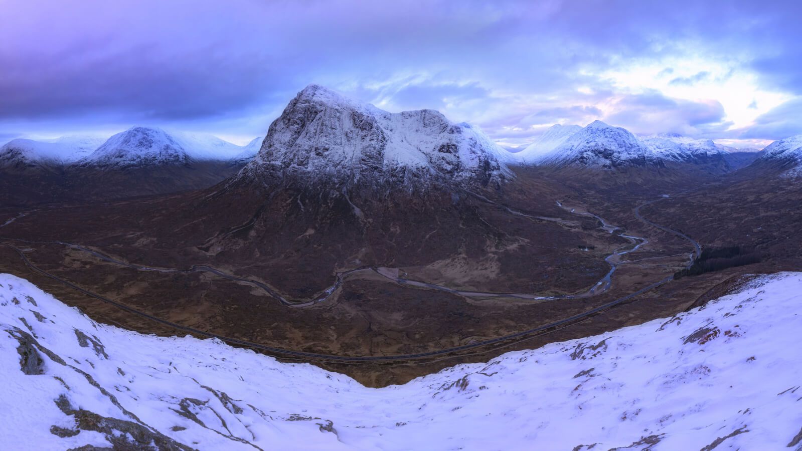 1599x900 Winter Walking in Glencoe