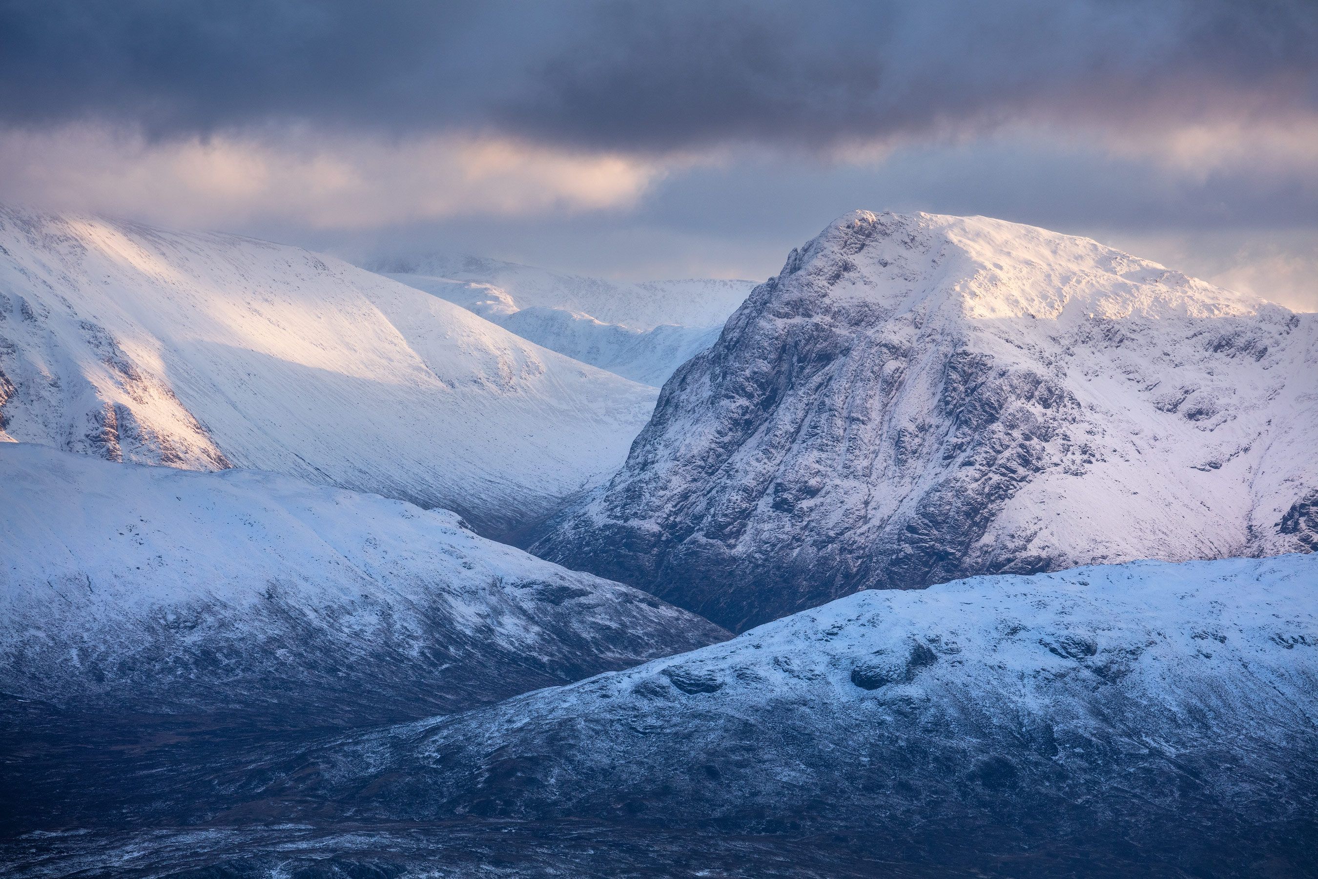 2700x1800 The Buckle from the Mamores. Glen Coe, Scotland