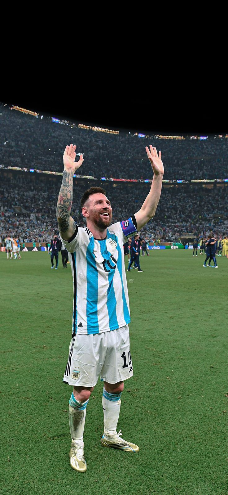 736x1595 Leo Messi World Cup Qatar 2022 Wallpaper