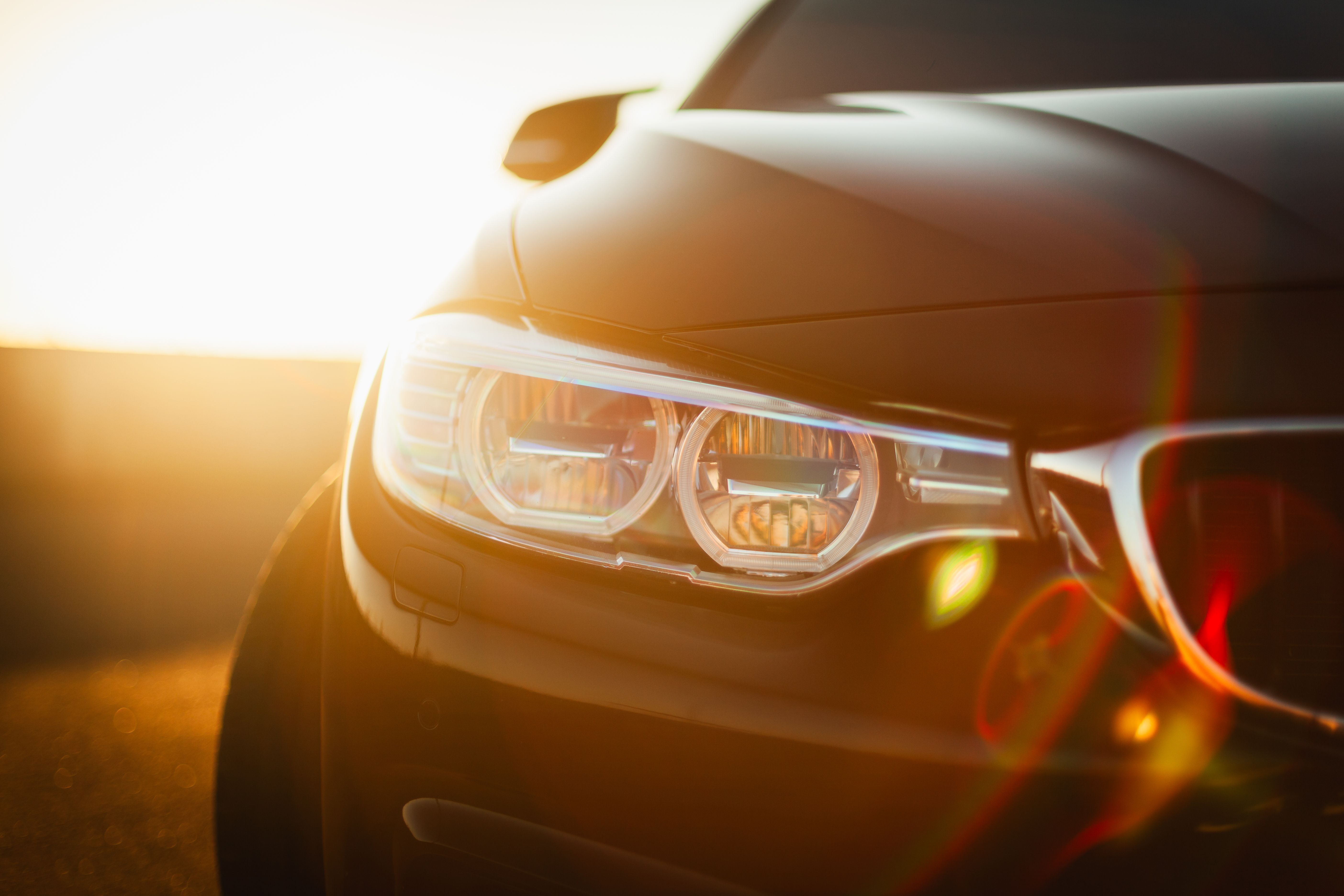 5616x3744 Close Up of Car Headlight · Free