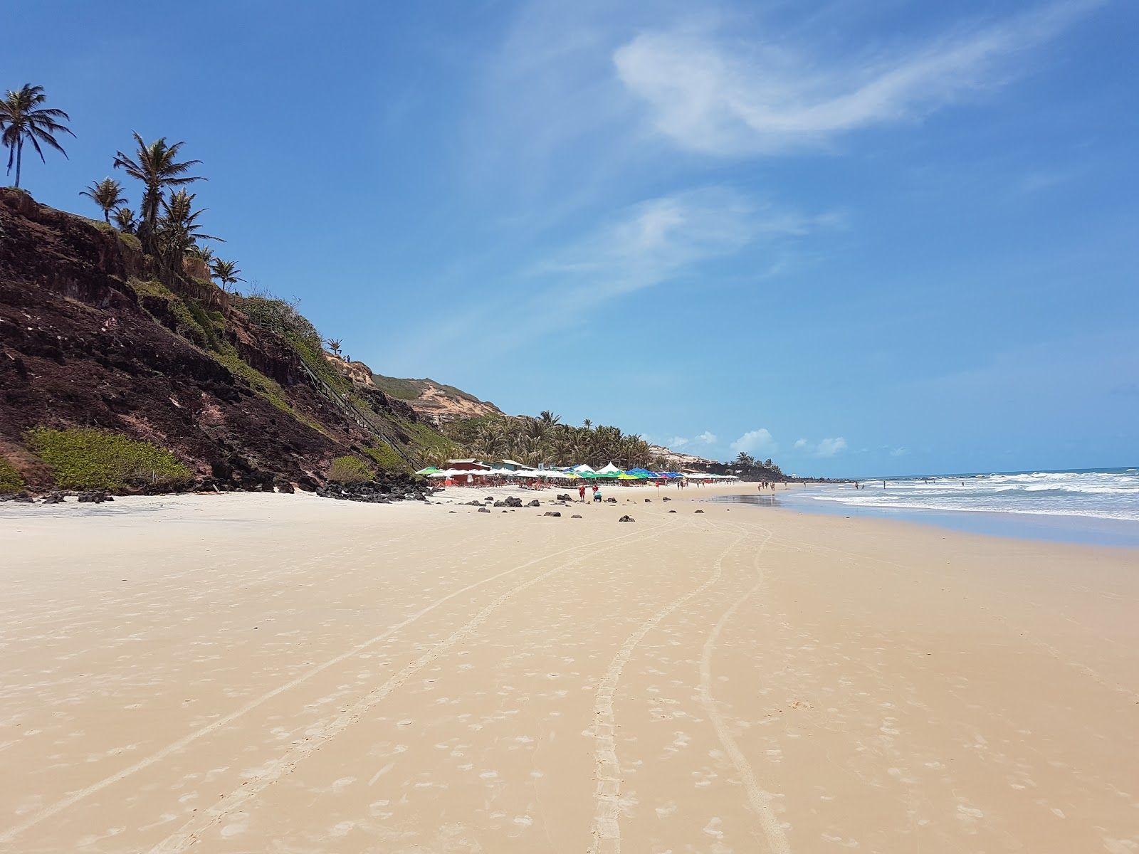 1600x1200 Explore Praia do Amor (Pipa) in Rio Grande do Norte, Brazil