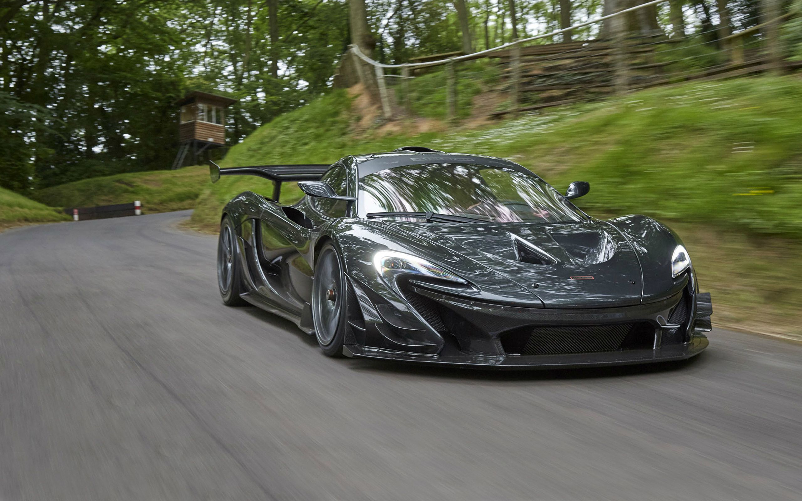 2560x1600 McLaren P1 LM Wallpaper