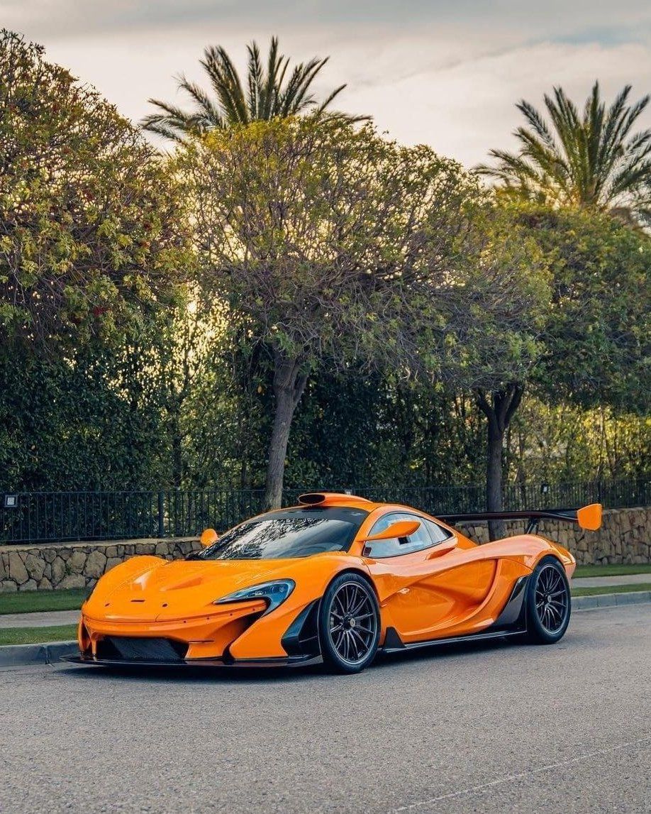 918x1147 McLaren P1