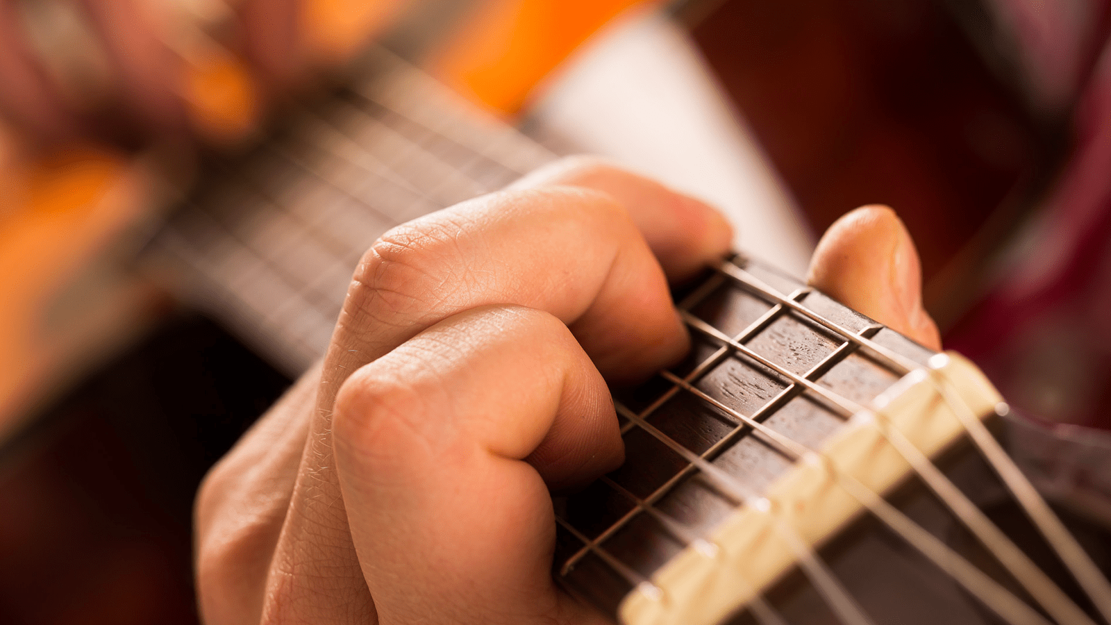 1600x900 Mastering the 5 Best Electric Guitar Chords
