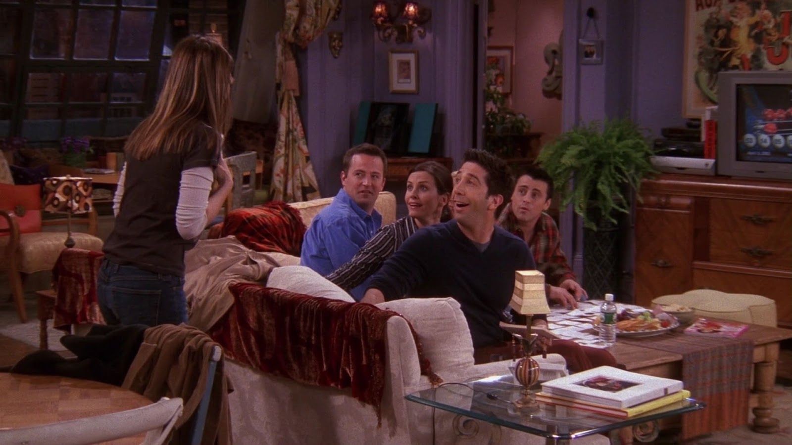 1600x900 Why Monica's apartment on Friends was eclectic style goals