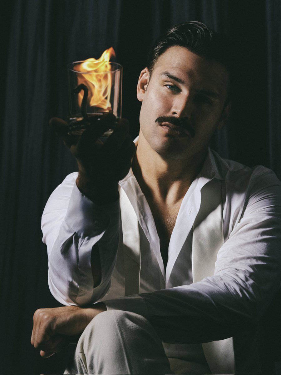 900x1200 Ryan Guzman / Posts / X