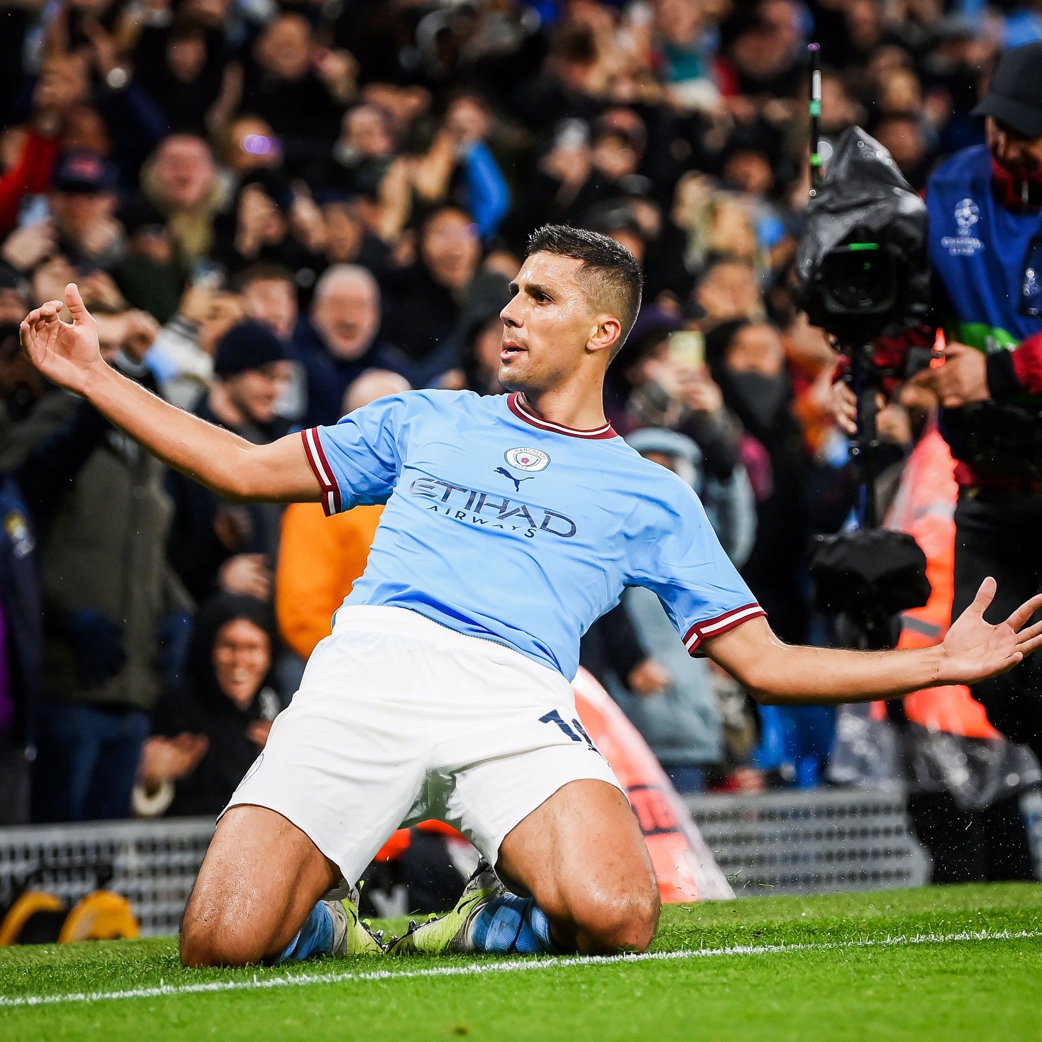 2048x2048 Knee Slide Wallpaper