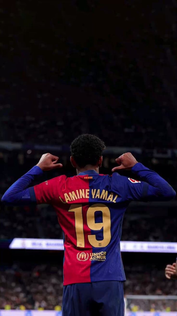 736x1308 Lamine yamal wallpaper
