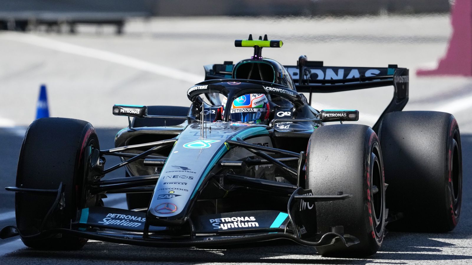 1600x900 Hamilton celebrates 1st victory with Ferrari after winning Barcelona GP as Antonelli breaks down -