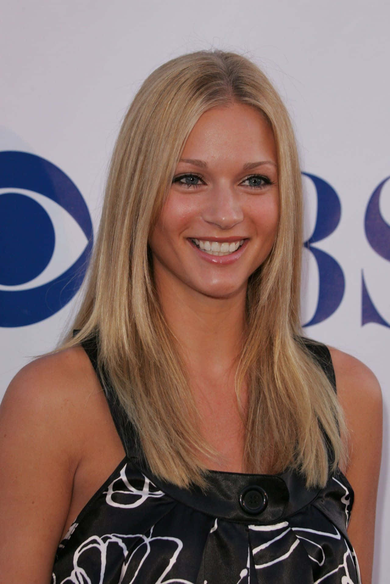1280x1918 Download A.J. Cook Radiating Confidence in a Photohoot Wallpaper
