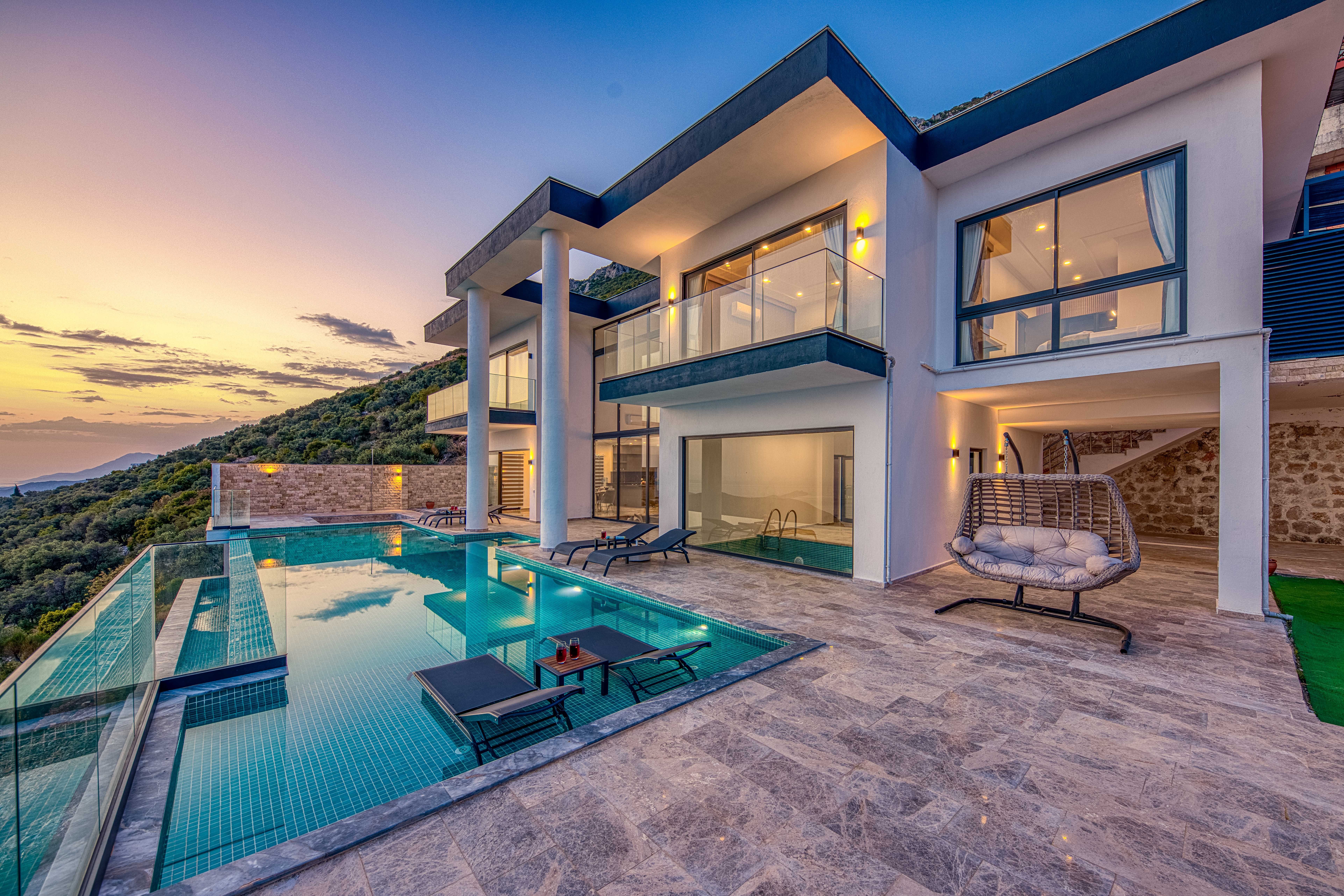 7688x5128 How to Buy a Vacation Home That Pays for Itself