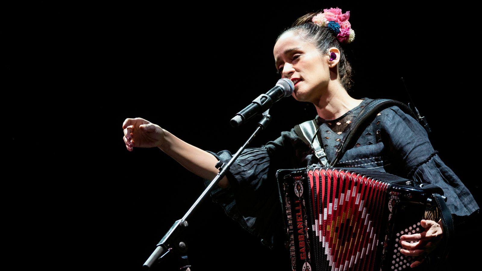 1600x900 Julieta Venegas regresa con una gira por España