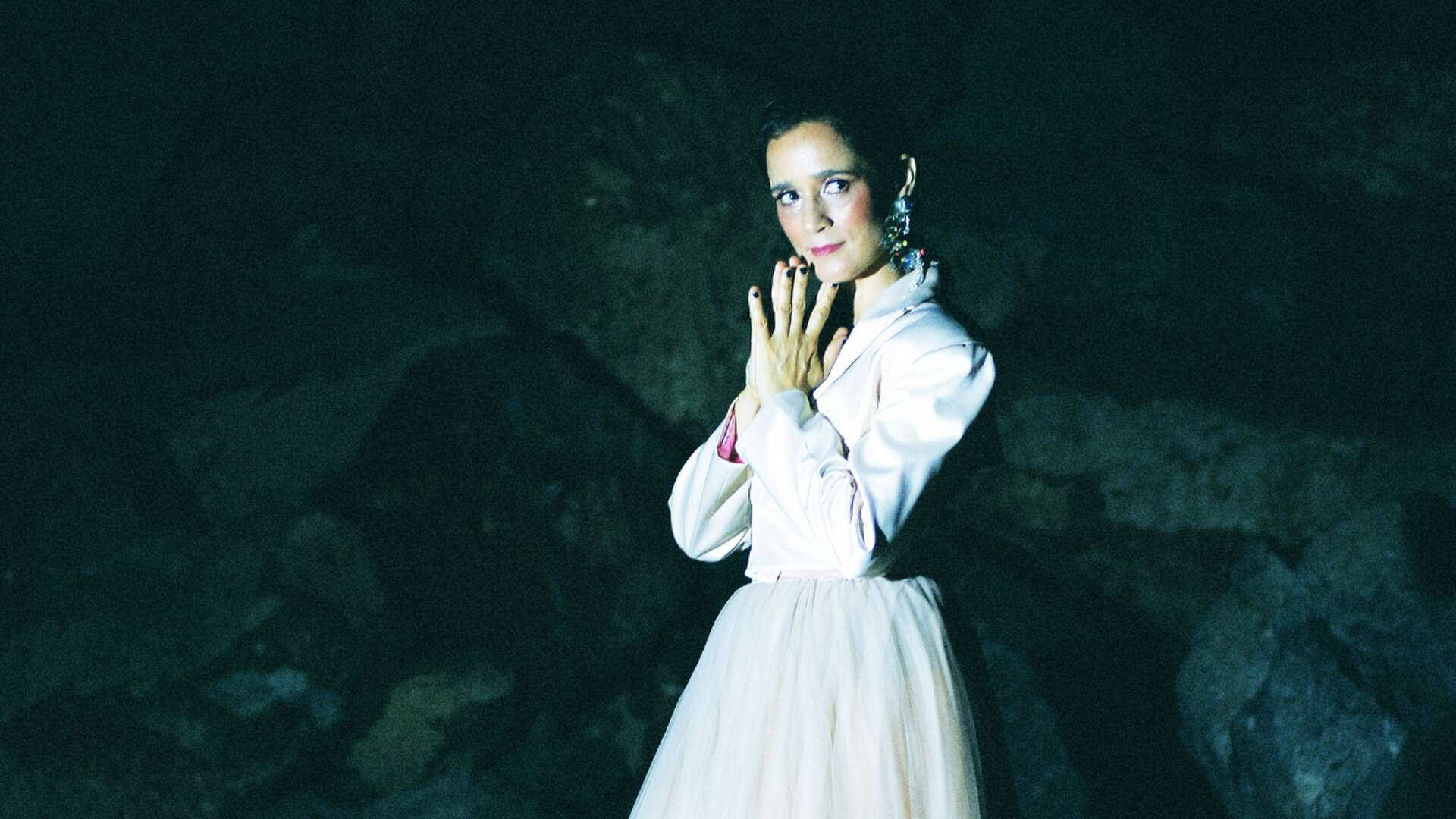 1920x1080 Grammy winner Julieta Venegas, Moxy coming to San Antonio