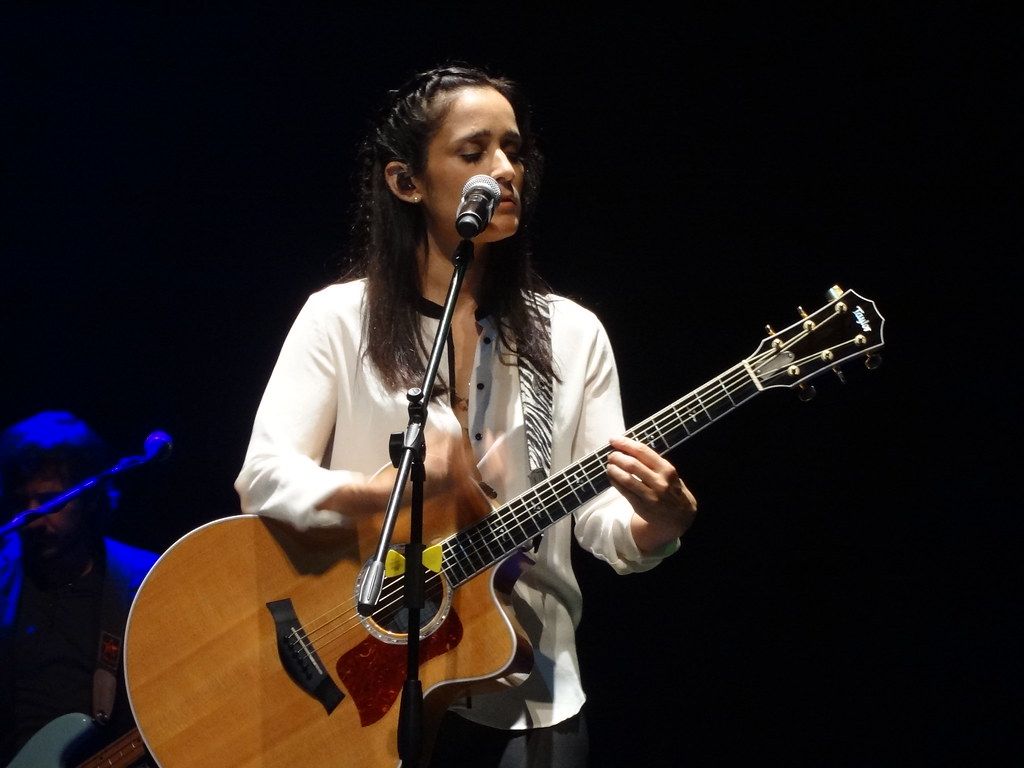1024x768 JULIETA VENEGAS. TEATRO MAYOR JULIO MARIO SANTODOMINGO TOUR