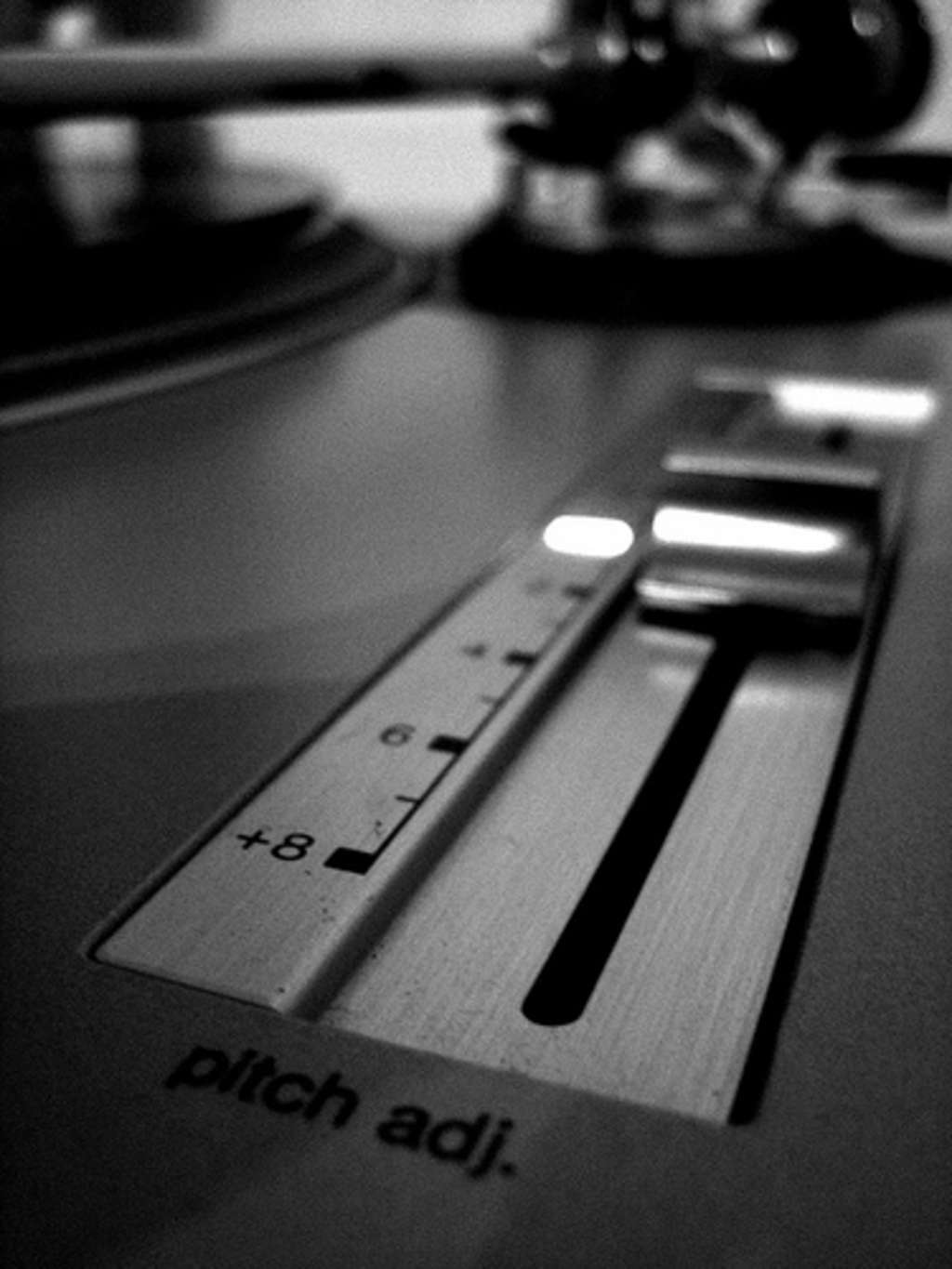 1024x1365 Turntable HD Picture Keefe Kemble