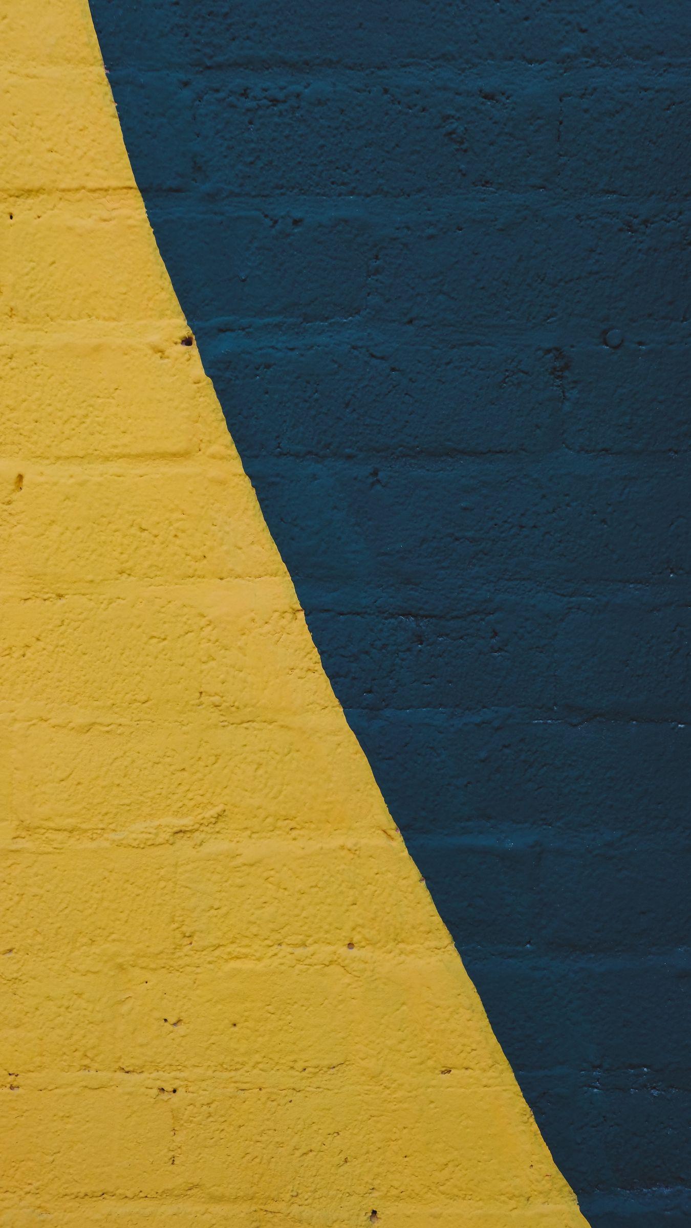 1350x2400 Wallpaper wall, paint, texture, blue, yellow in 2020