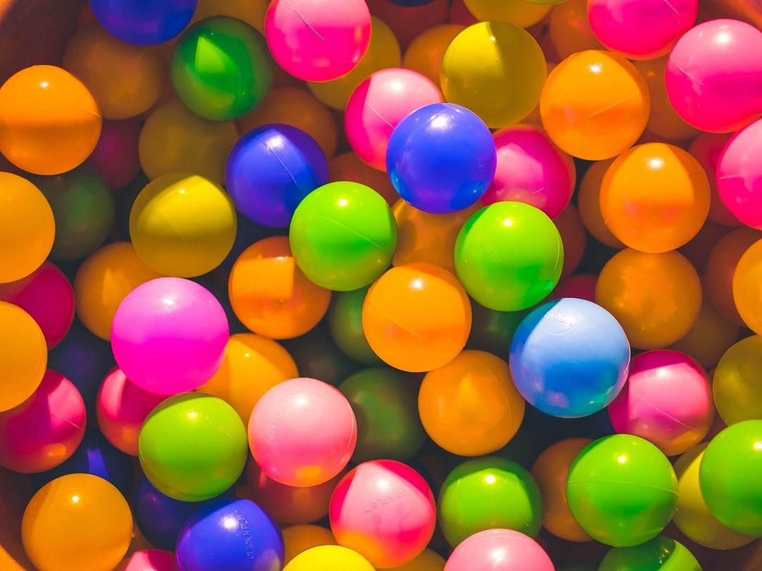 1080x810 Color Wallpaper: Free HD Download [HQ]