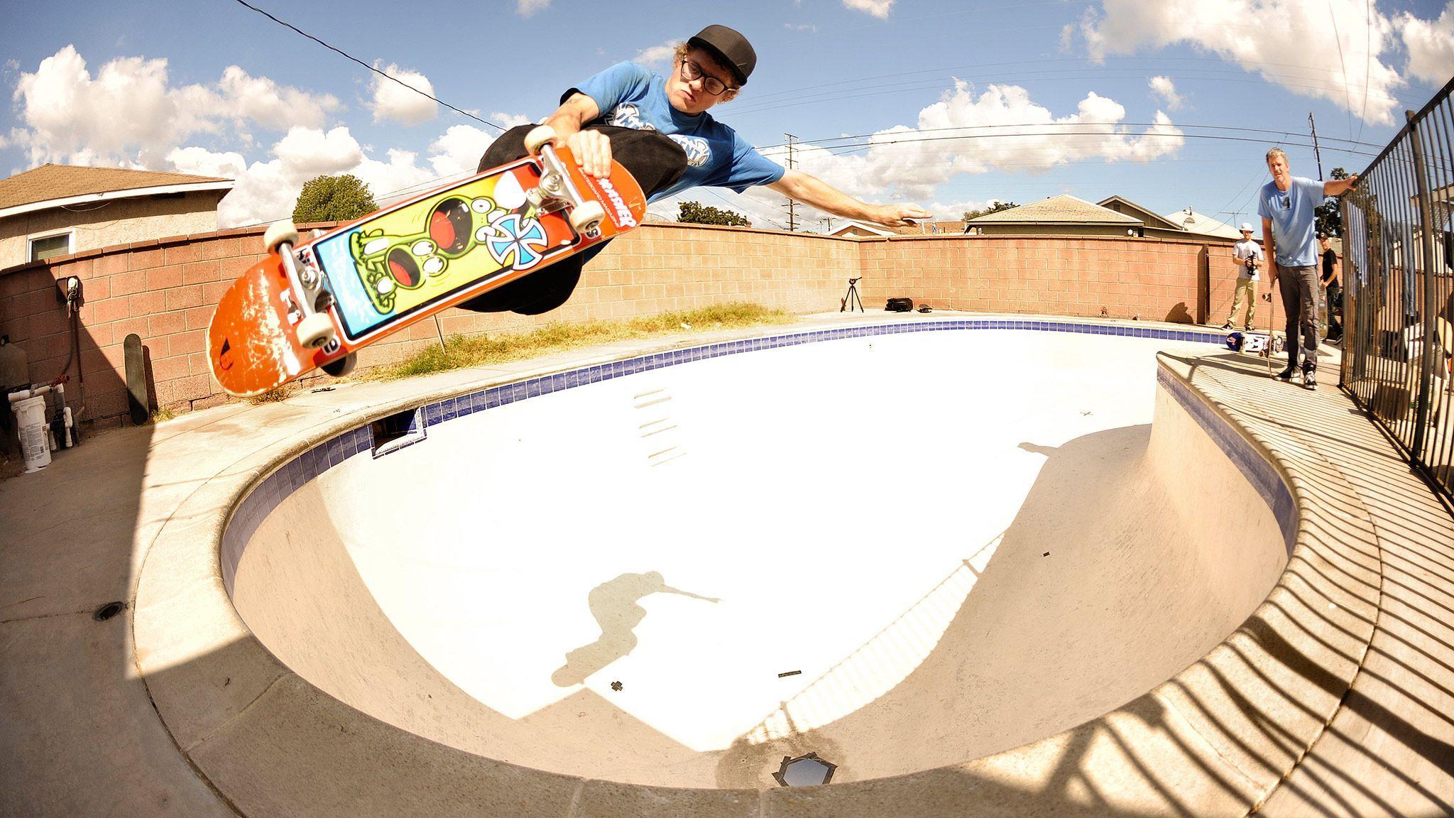 2048x1152 Free download Thrasher Magazine Wallpaper [2048x1152]