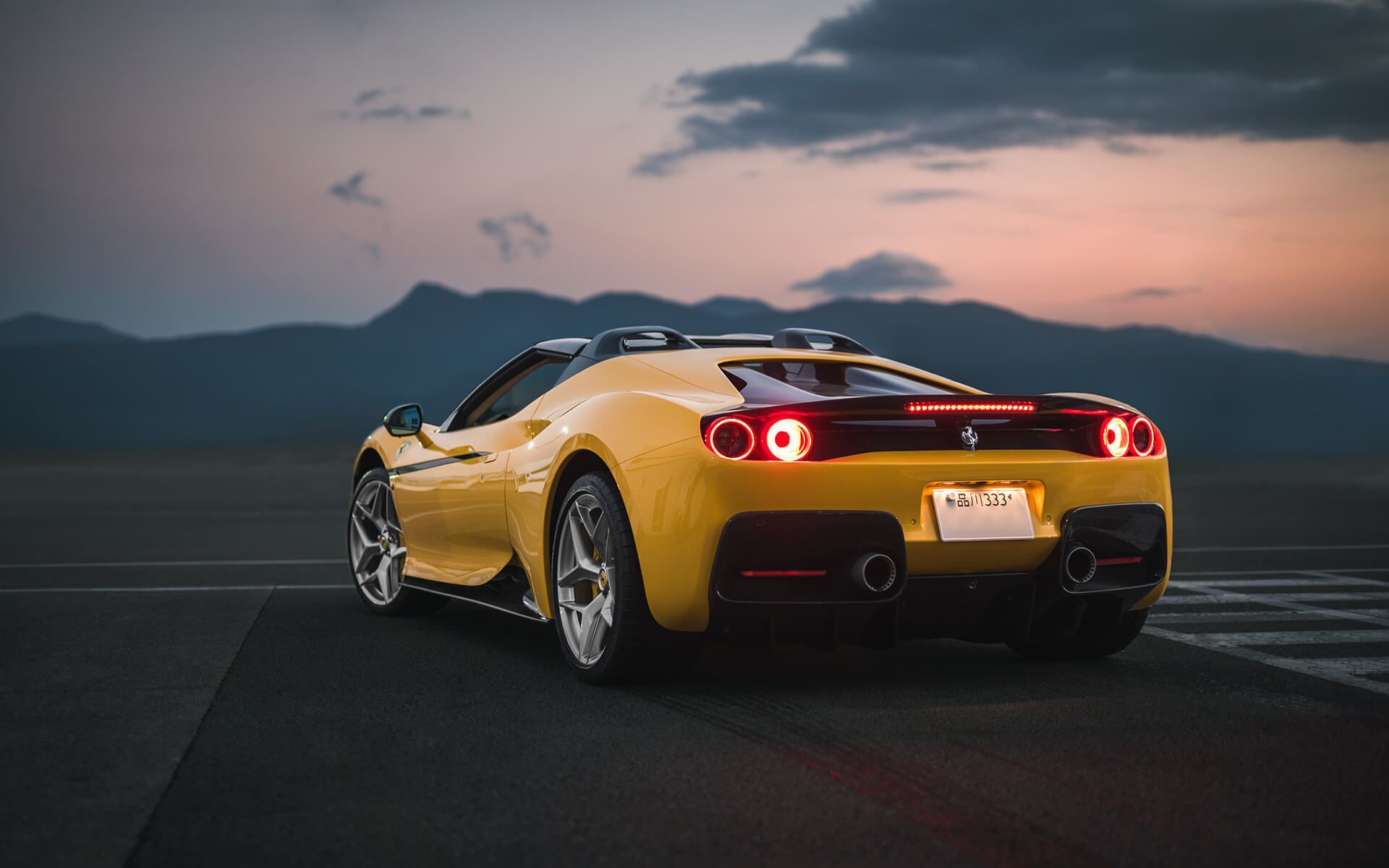 1920x1200 Ferrari J50 Wallpaper