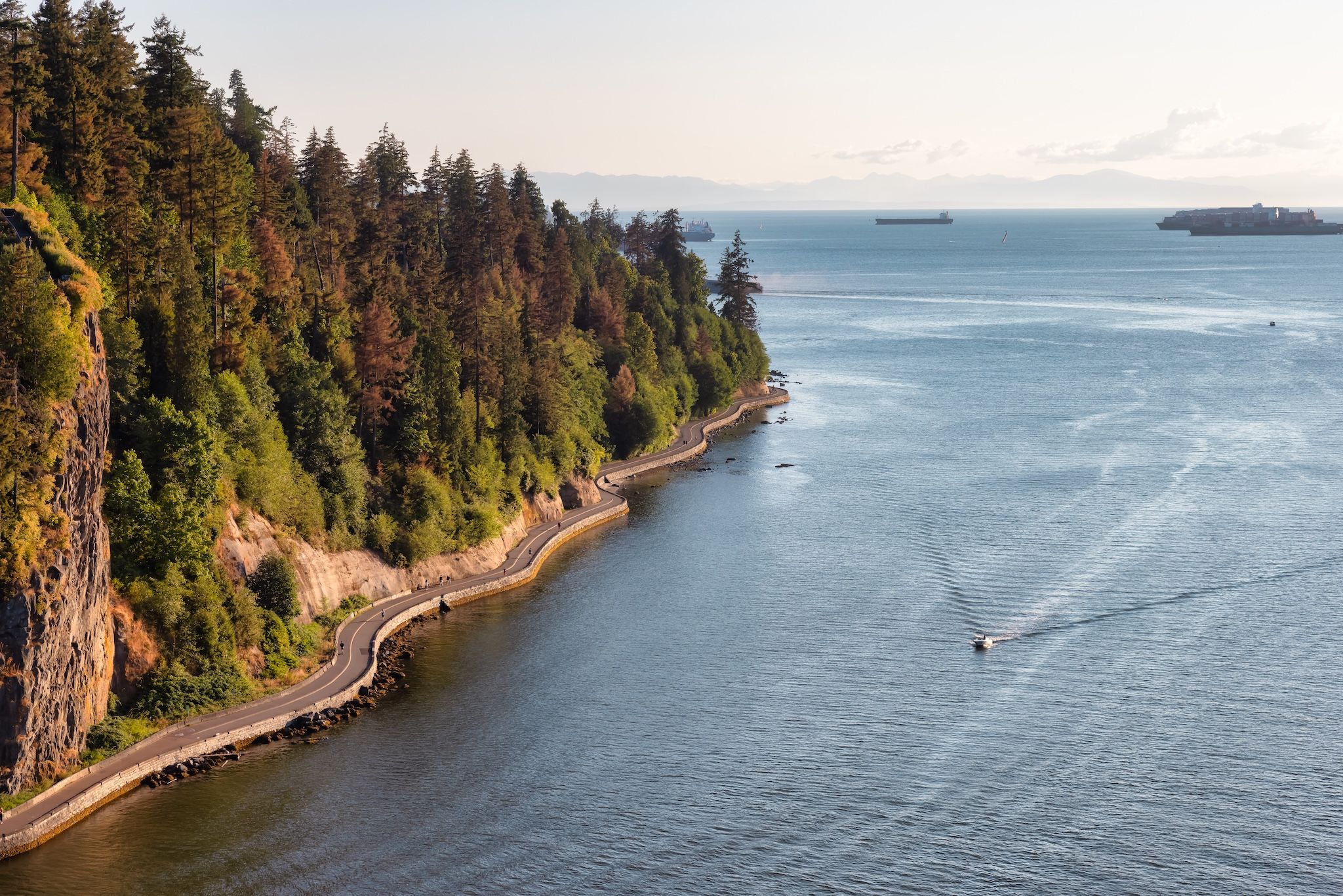 2048x1366 How to work at Vancouver's Stanley Park this summer