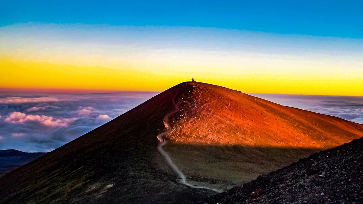 1200x675 Exploring Mauna Kea: A Comprehensive Travel Guide to Hawaii's Magnificent Peak Travel Guide