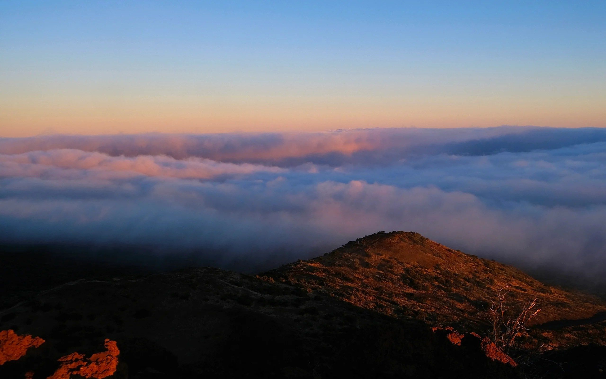 2560x1600 How To See The Sunset From The Mauna Kea Visitor Center's Lens