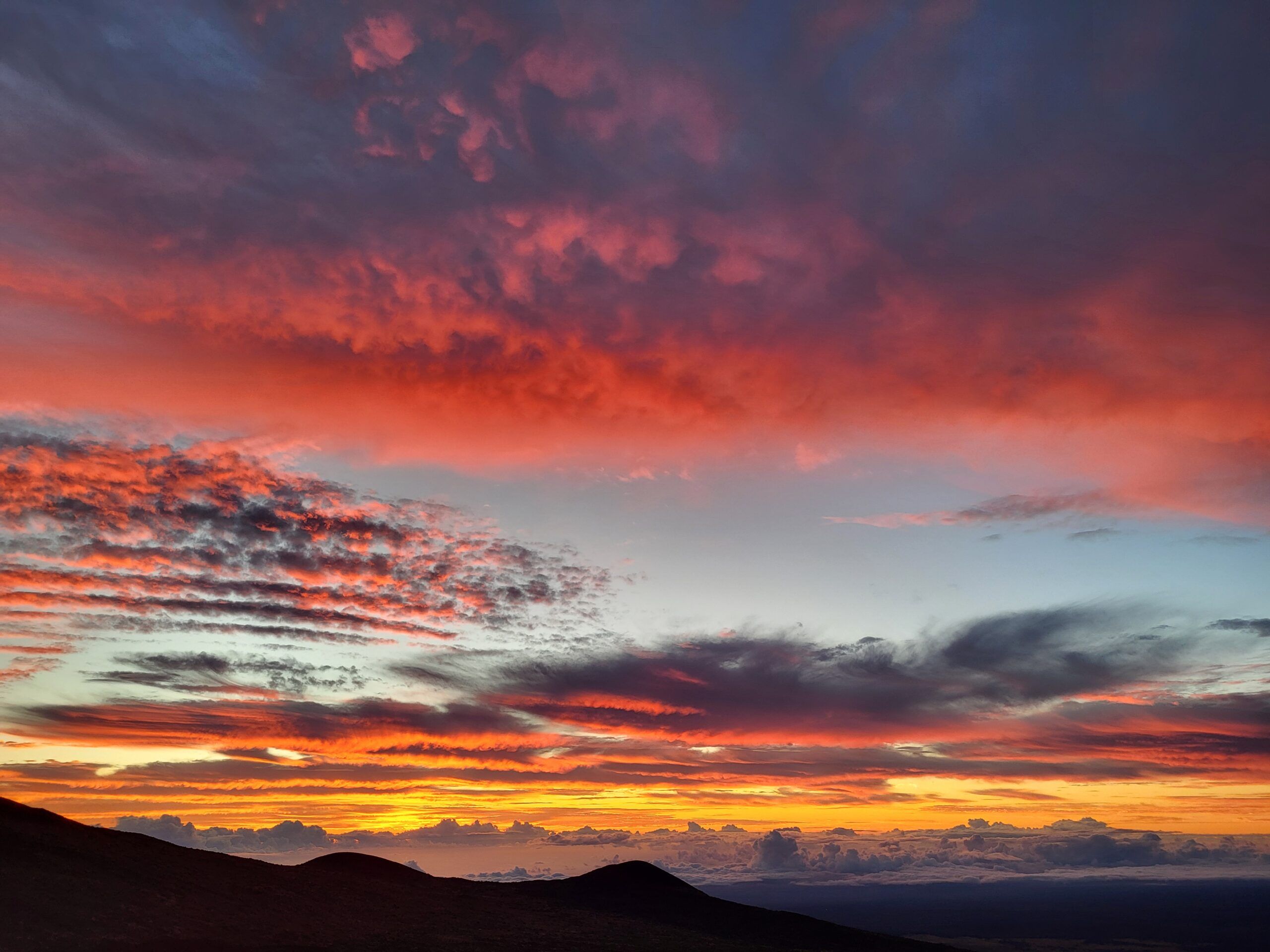 2560x1920 Summiting Mauna Kea: What to Know Before You Go