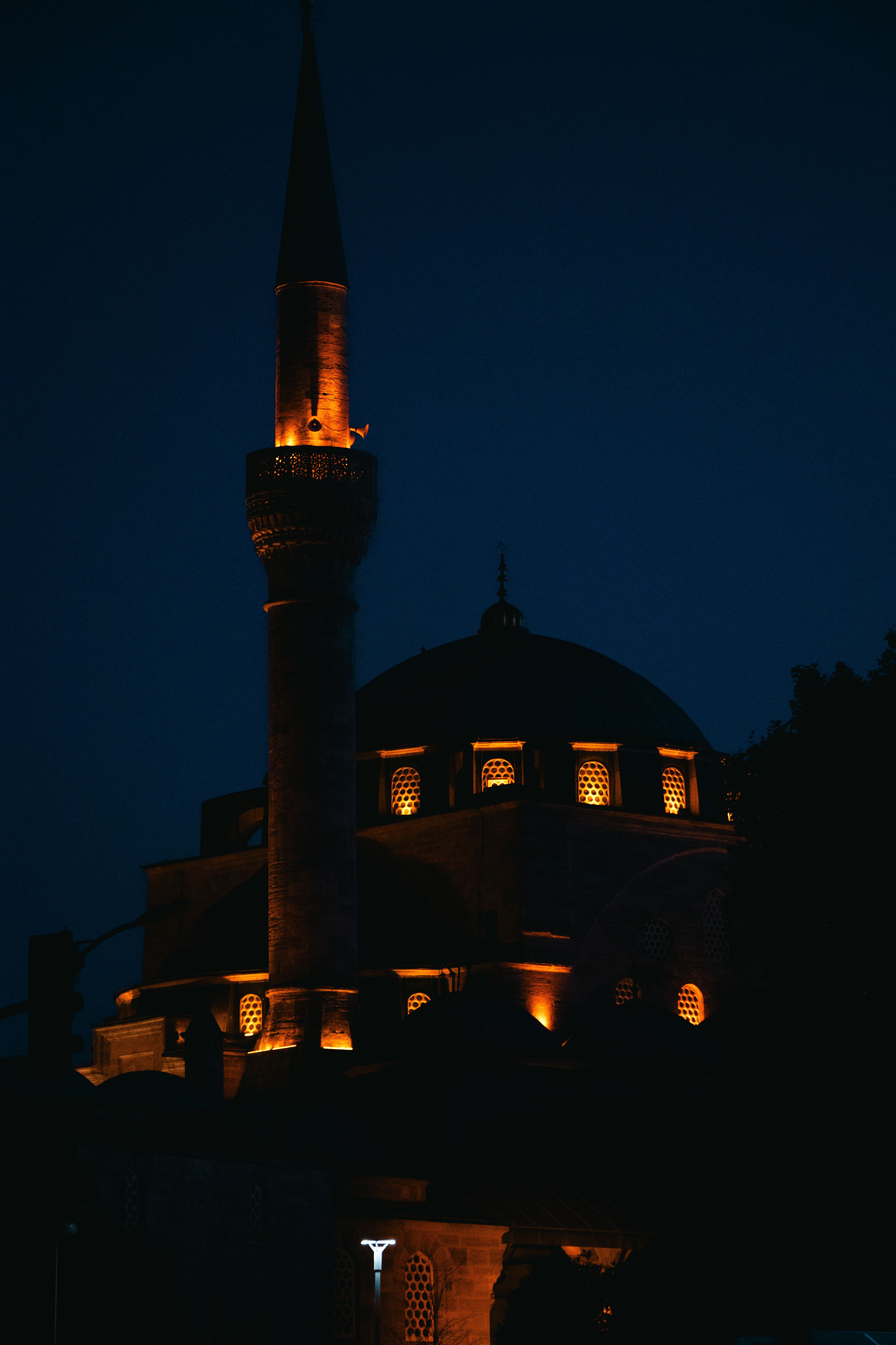 4000x6000 Low Angle Shot of a Lighted Mosque at Night · Free