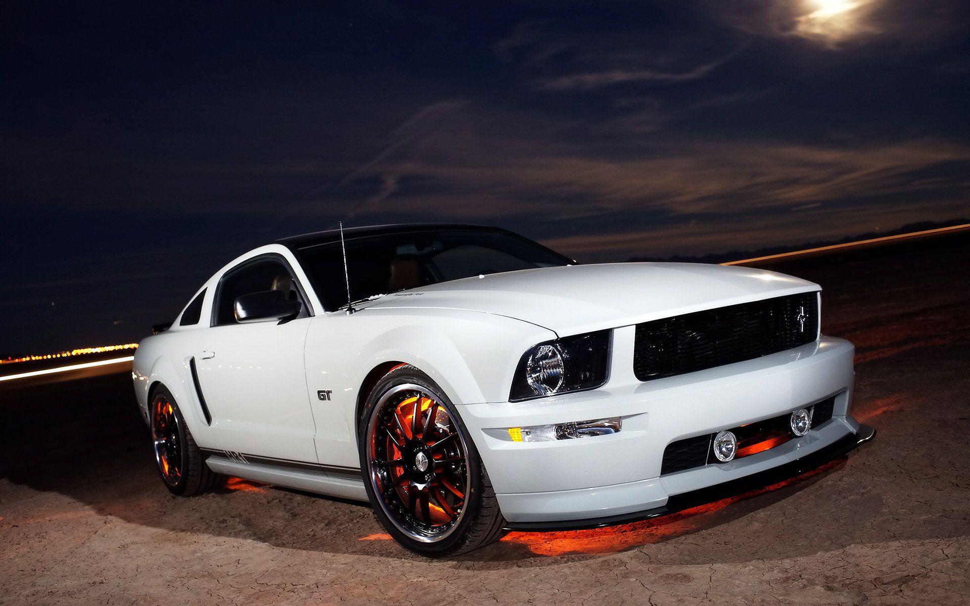 White Mustang Wallpapers - Top Free White Mustang Backgrounds