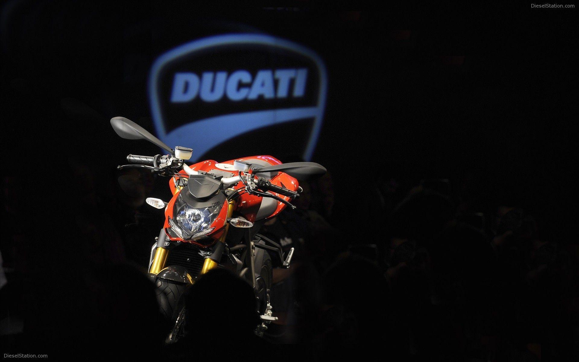 1920x1200 Ducati Streetfighter